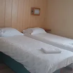 Fasthotel מלון 2*