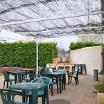 Fasthotel מלון 2*